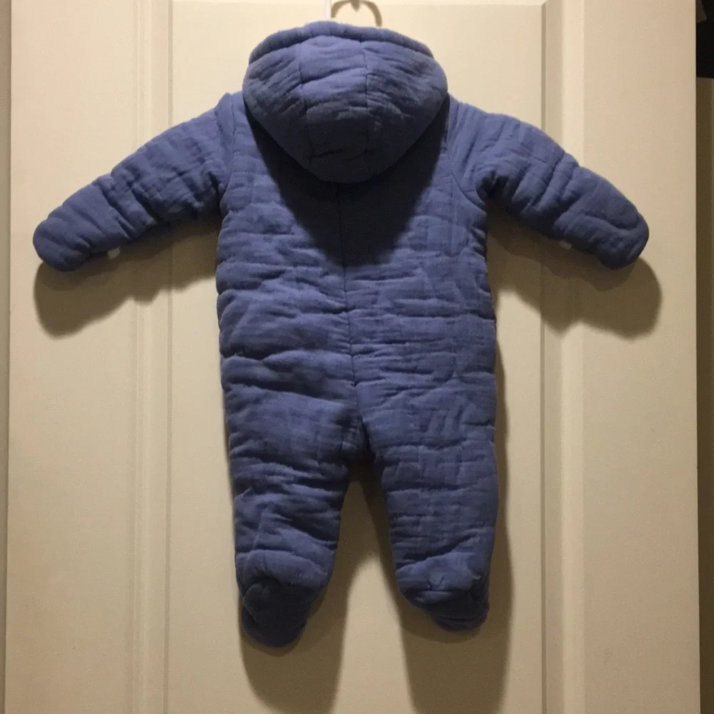 First Impressions Baby One Piece zip up quilt Snowsuit sz 3-6 months (12-17 lbs)